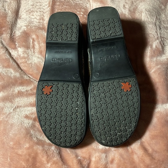 Dansko XP Clogs - Picture 3 of 8
